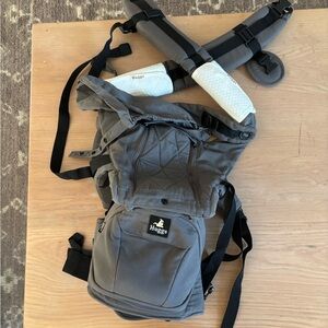 Huggs Hip Seat Carrier with Hip Belt